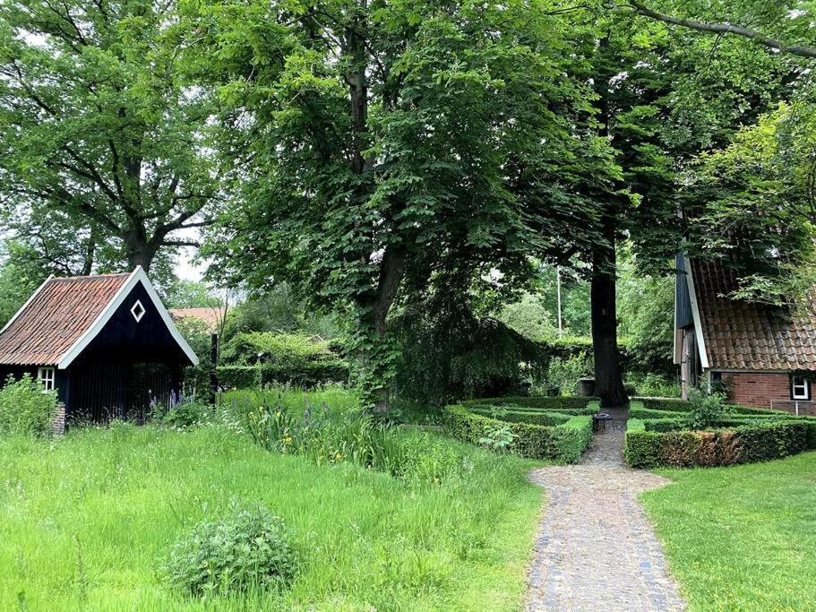 Loosan Lodges Gastenhuis Reutum Luaran gambar