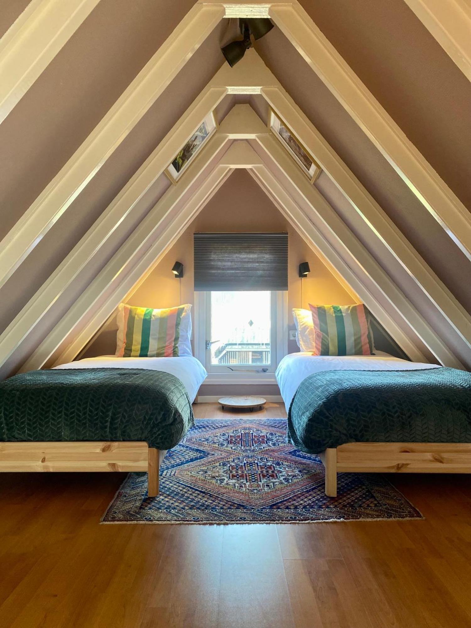 Loosan Lodges Gastenhuis Reutum Luaran gambar